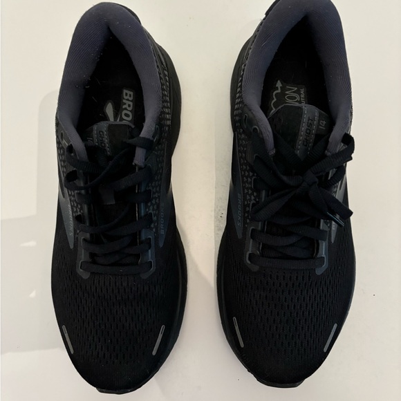 Brooks men’s running sneakers - Picture 5 of 5